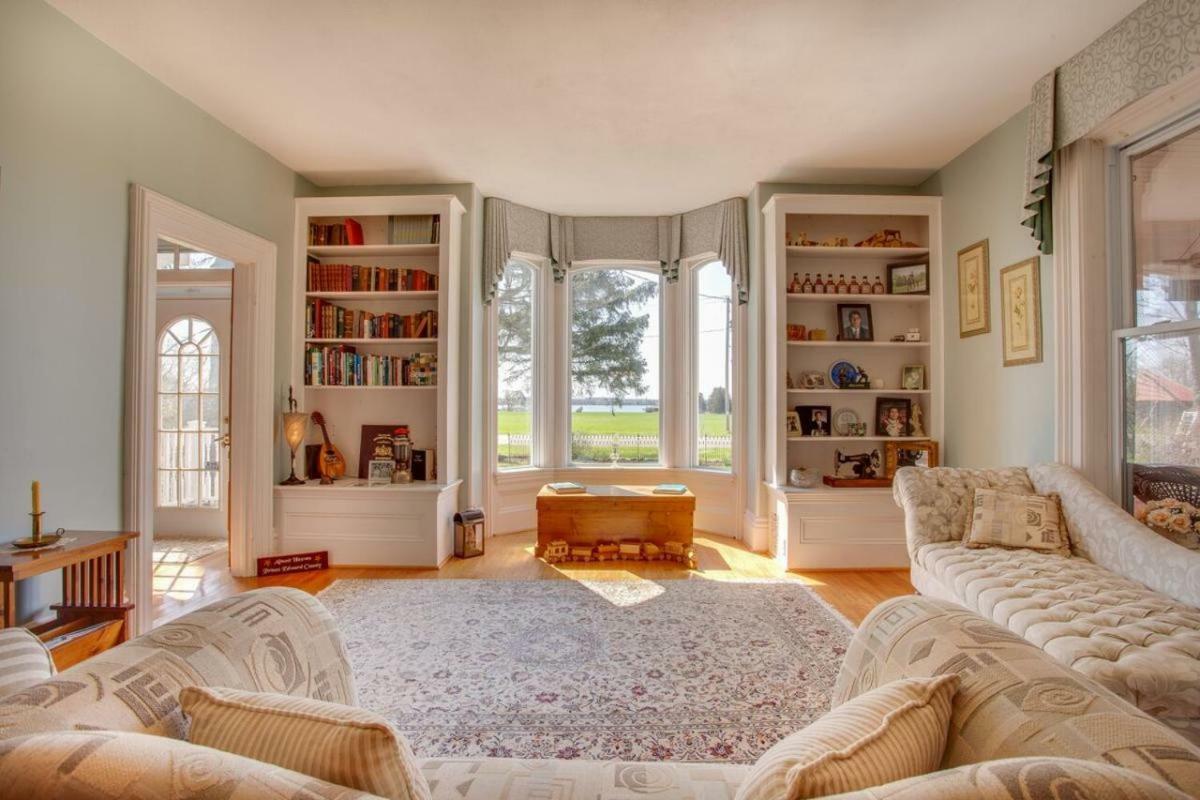 Our Space The Perfect Place B&B Picton Extérieur photo